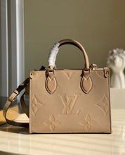 Load image into Gallery viewer, LOUIS VUITTON M44570 LV CARMEL HOBO BAG MAHINA LEATHER BEIGE MM
