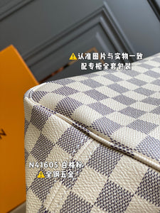 M40995 NEVERFULL WHITE DAMIER CANVAS BAGS, MM SIZE.