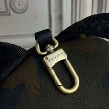 Load image into Gallery viewer, x Supreme Camo Apollo Backpack Nano M44201
