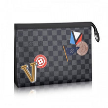 Load image into Gallery viewer, Pochette Voyage MM N64442 Damier Graphite Canvas
