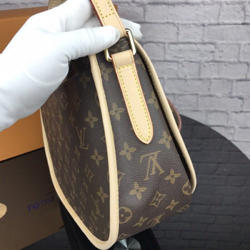 M40473 Menilmontant MM Crossbody Bag Monogram Canvas