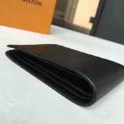 M58189 Multiple Wallet Taurillon Leather