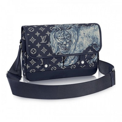 M54248 Messenger PM Messenger Bag Monogram Canvas