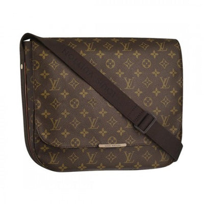 M97038 Messenger MM Beaubourg Messenger Bag Monogram Canvas