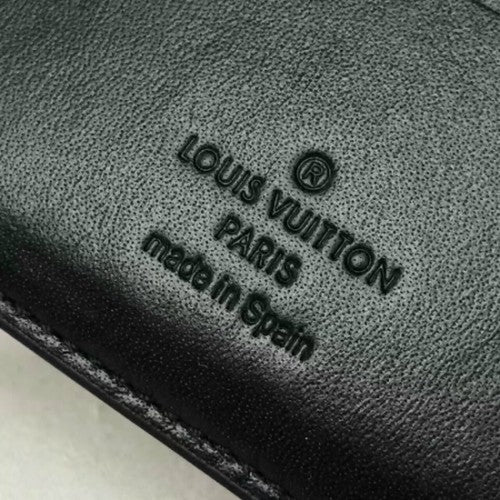 M58189 Multiple Wallet Taurillon Leather