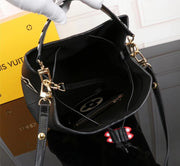 LOUIS VUITTON ESCALE NEONOE MM M56889 BLACK