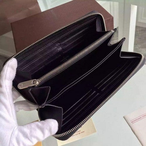 M61867 Zippy Wallet Mahina Leather